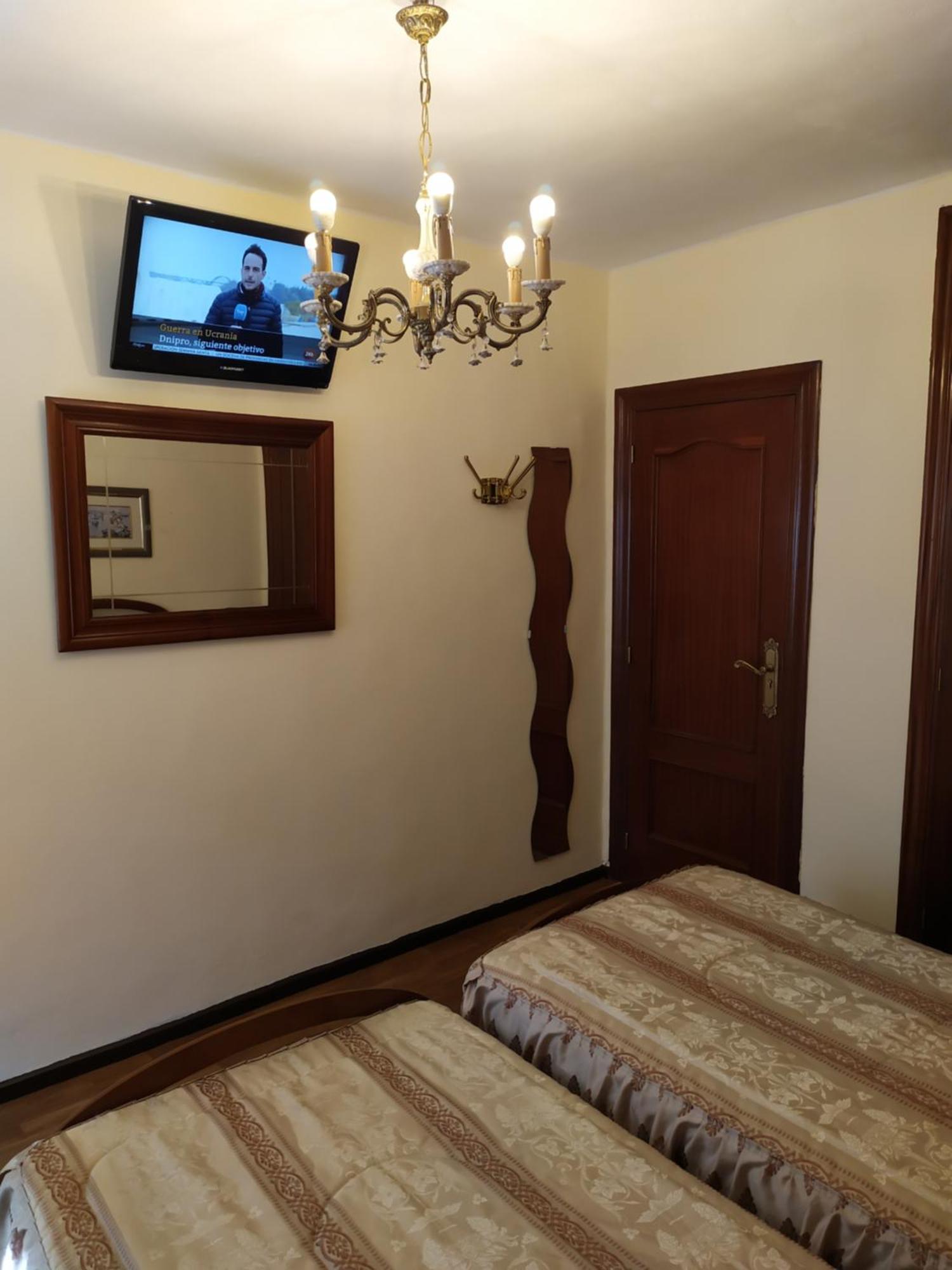 Habitacion Matrimonial Centro Ciudad Οβιέδο Εξωτερικό φωτογραφία